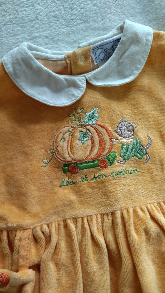 Robe en velours orange (je ne connais pas la marque), Taille 12 mois - photo numéro 5