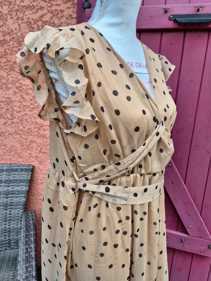 Robe longue cache-coeur sans manches T. 44 - photo numéro 5