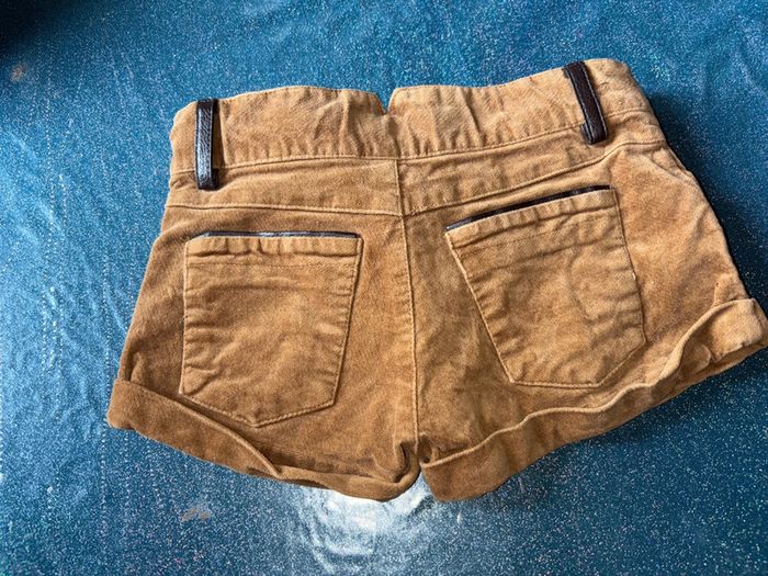 Short t 6 ans - photo numéro 2