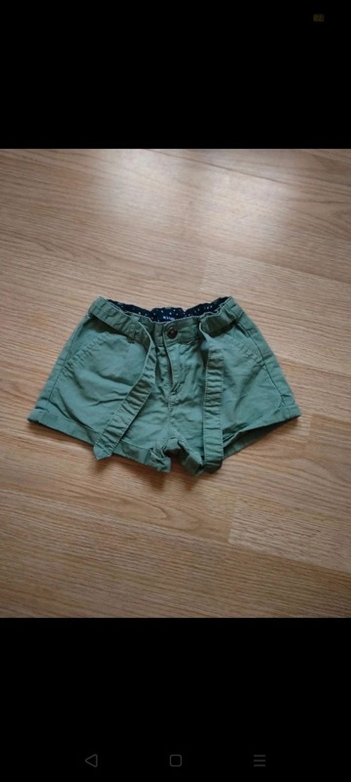 Lot vêtements fille. Saison Été. Taille 4 ans - photo numéro 2