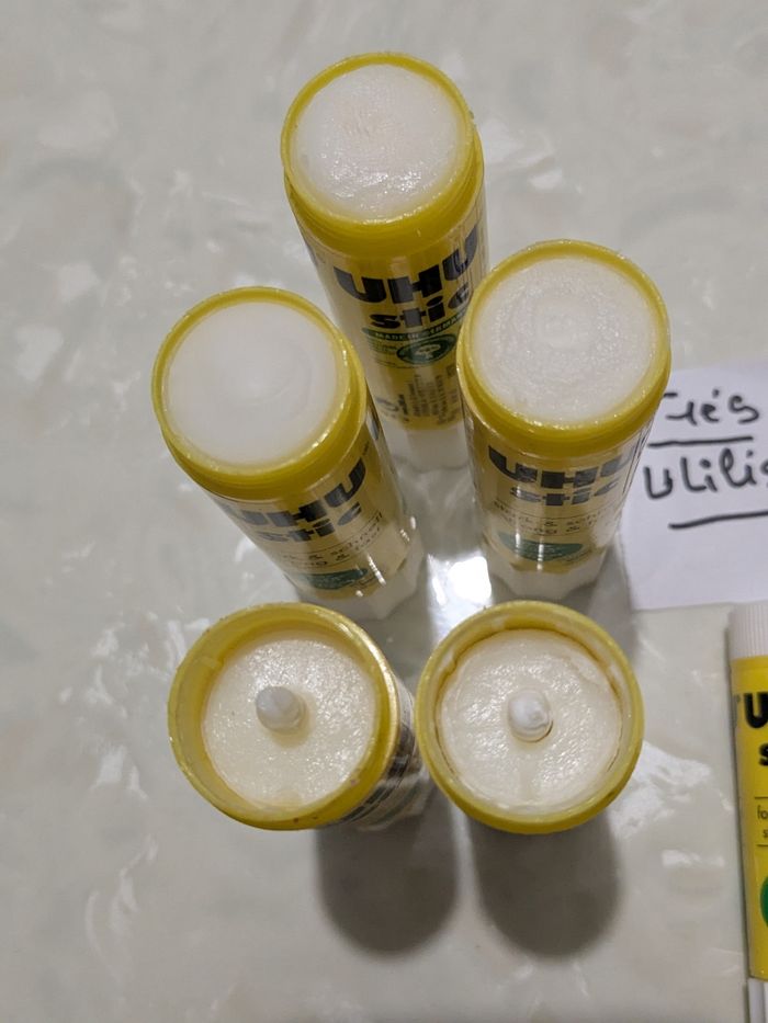 Lot de 10 Bâtonnets de colle UHU . - photo numéro 5