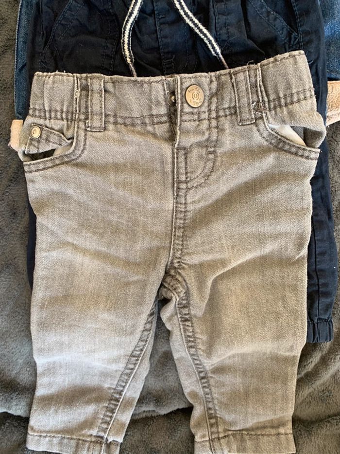 Lot de 9 pantalons \ jeans bébé 3 mois - photo numéro 10