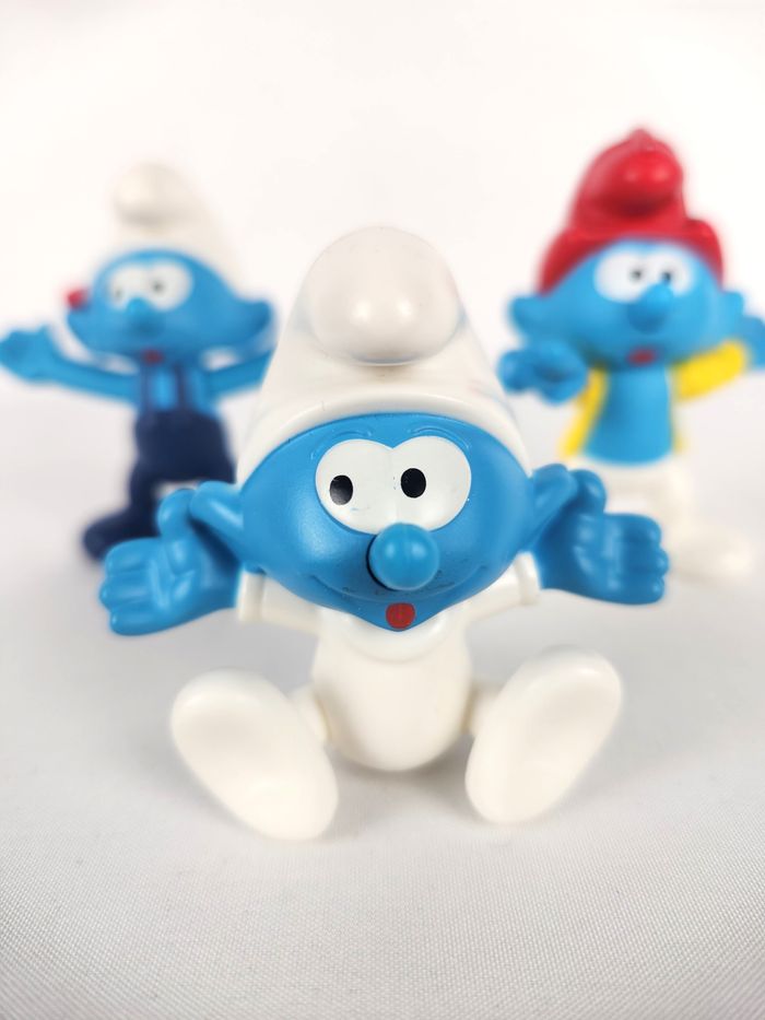 Lot 3 Figurines Schtroumpfs - McDo 2018 - Bricoleur, Bébé, Pompier - photo numéro 3