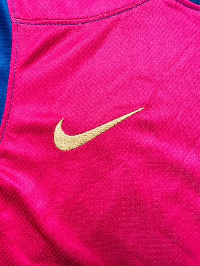 Maillot concept foot Barça bleu rouge Travis Scott taille S - photo numéro 5