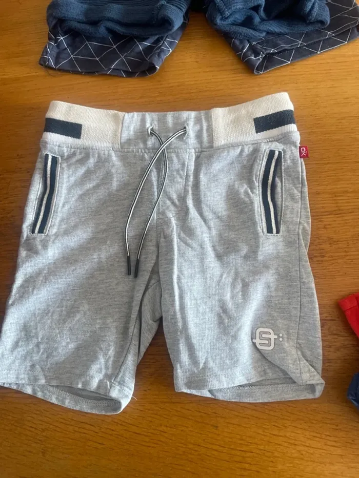 8 short et bermuda garçon 4 ans - photo numéro 4