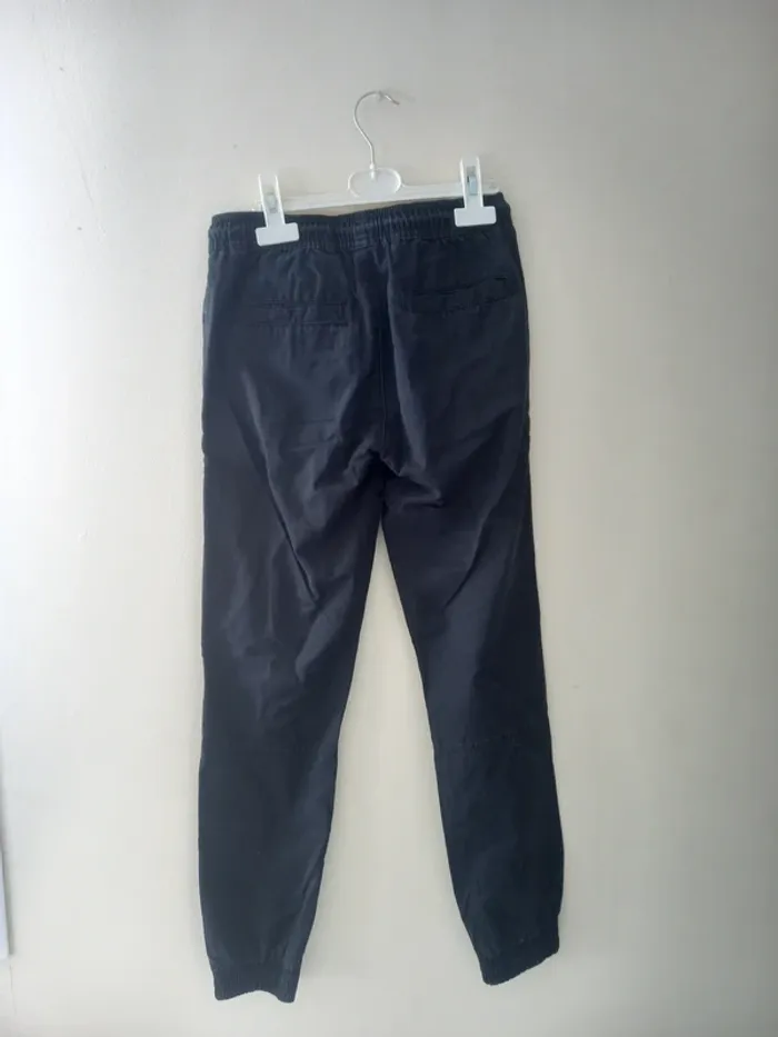 Pantalon jogging noir de la marque " NPO Junior ". - photo numéro 2