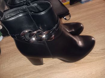 Bottines noires à talon chaîne élégante taille 41