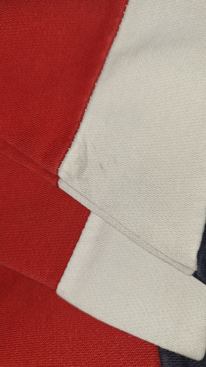 👕 Sweat pull à capuche Adidas 15/16 ans - photo numéro 10
