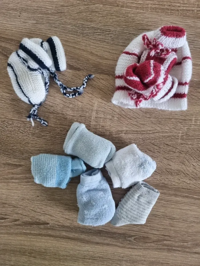 Lot acessoires naissance laine