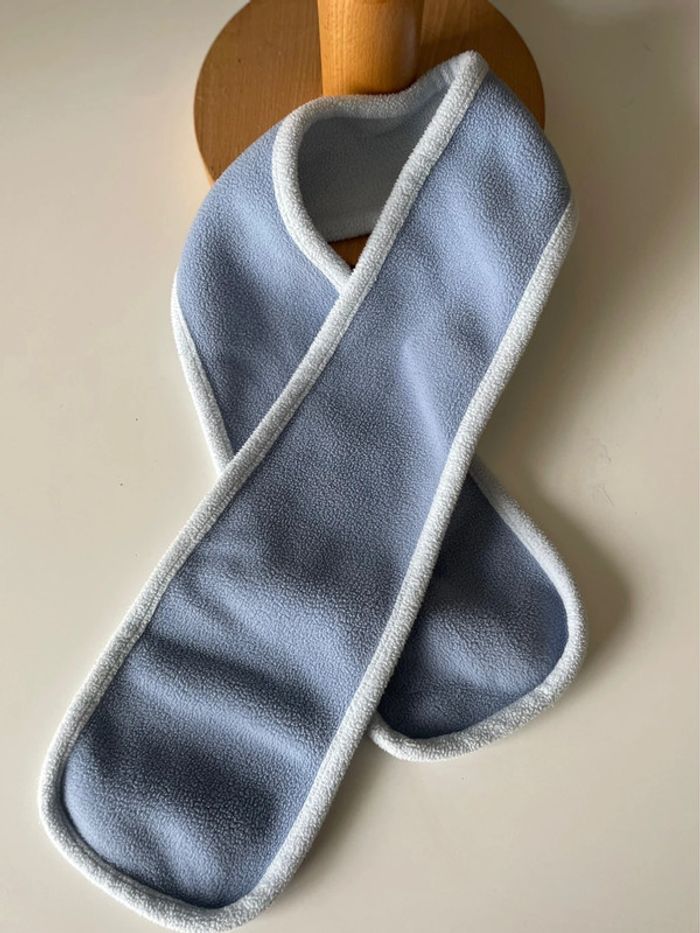 Écharpe bleu bébé - photo numéro 2