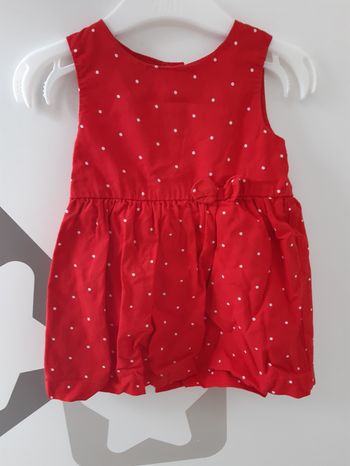 Robe a pois blanc