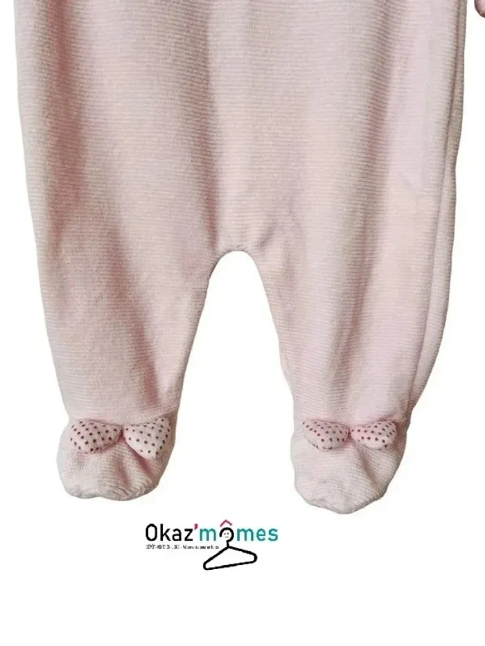 Pyjama / dors-bien en velours rose “Drôles d’amis” - fille 3 mois - photo numéro 3