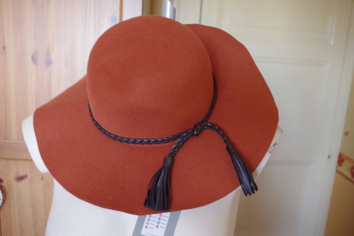 Vero Moda Chapeau Kisser orange et marron - photo numéro 3
