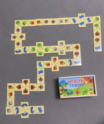 Domino jeu insectes en bois
