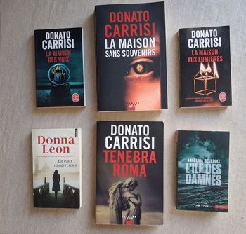 Lot 5 Thrillers dont 4 de Donato Carrisi et 1 Donna Leon