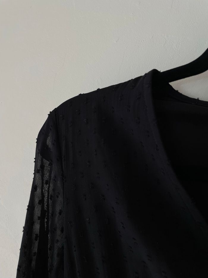 Robe noire - photo numéro 2