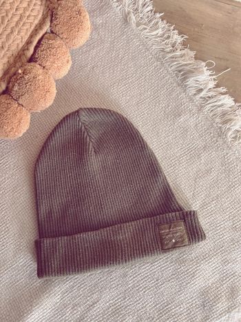 Bonnet côtelé kaki Zara 1/3 ans