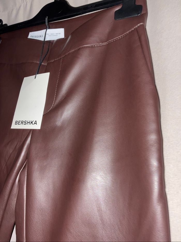 Pantalon marron similicuir Bershka S - photo numéro 4