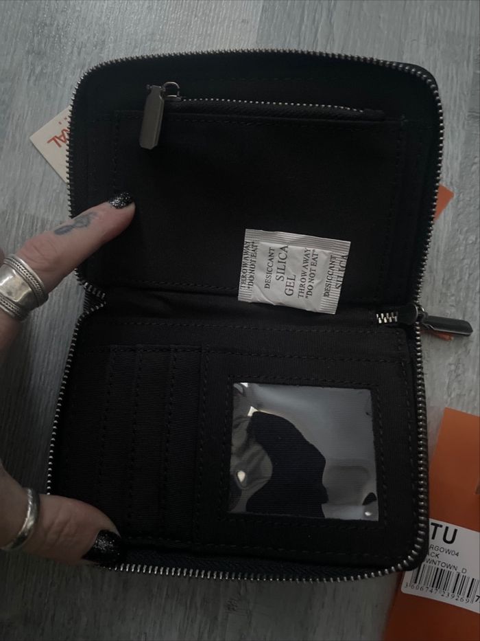 Porte-monnaie KAPORAL neuf avec étiquette - photo numéro 3