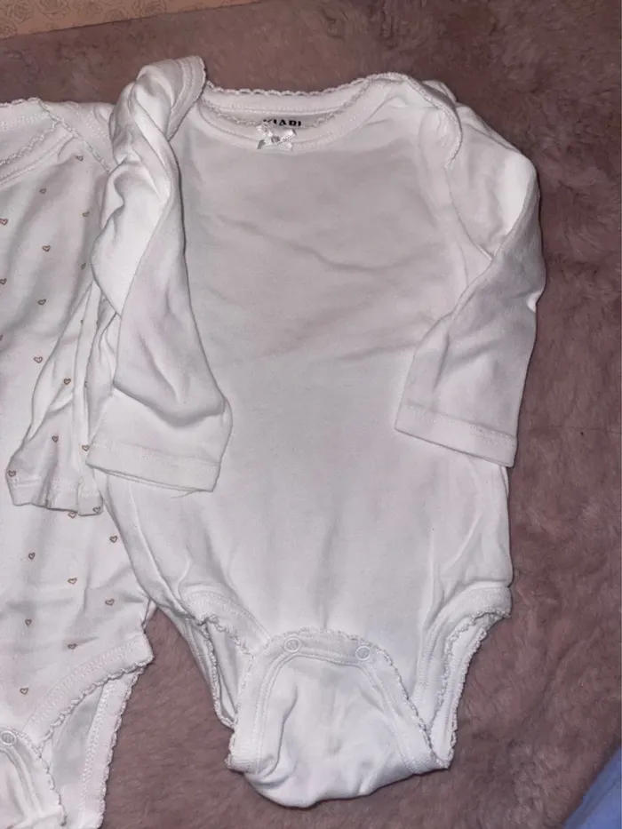 Lot de 3 body ML 9 mois - photo numéro 4