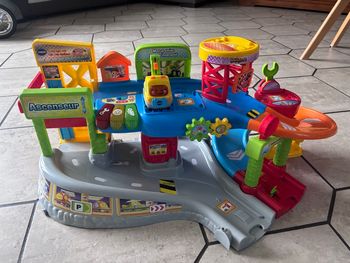 Garage interactif tut tut bolides 