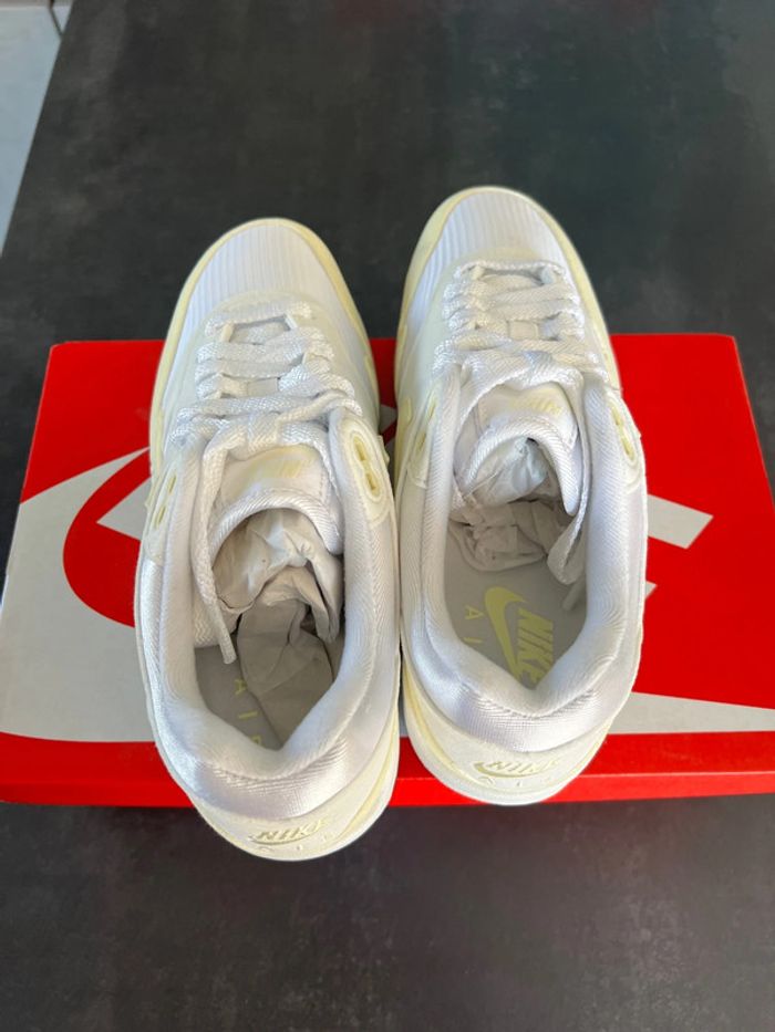 Basket Nike unisex taille 40 - photo numéro 7