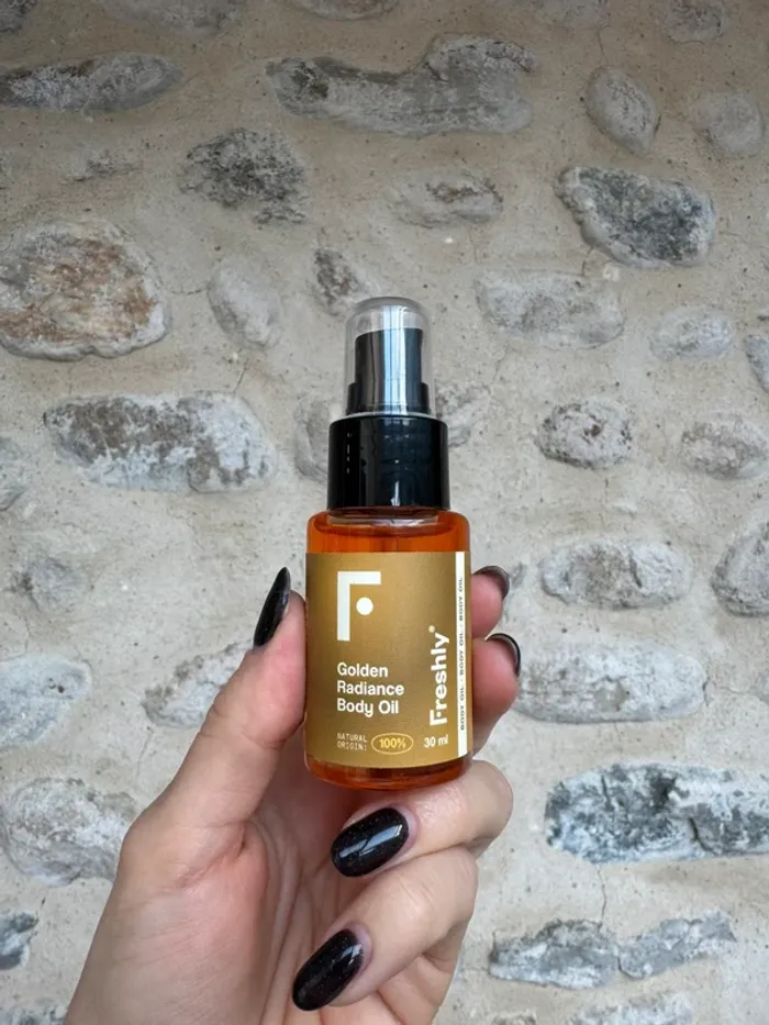 Freshly cosmetics - Huile pour le corps golden radiance body oil