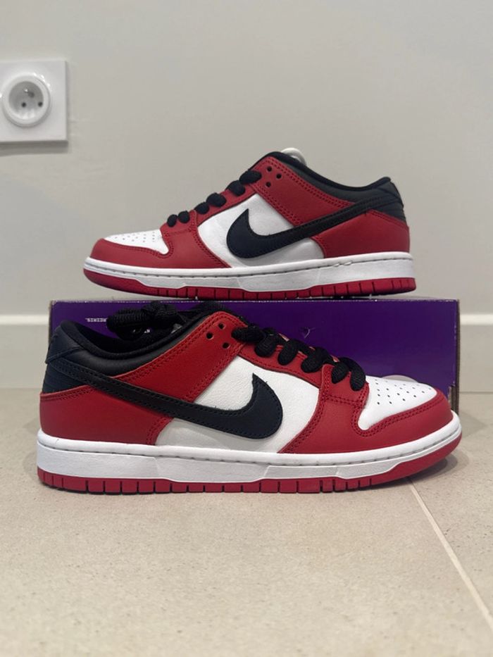 📢 À vendre : Nike SB Dunk Low Pro “Chicago” (BQ6817-600) 📢