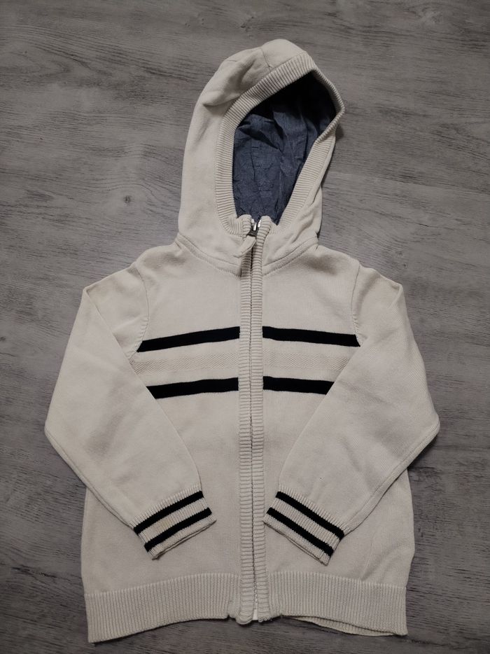 Gilet à capuche 3ans - photo numéro 3