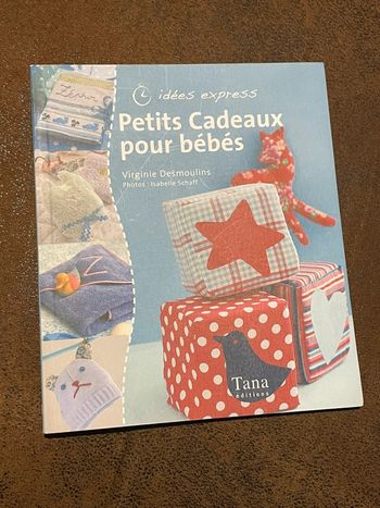Livre créatif petits cadeaux pour bb