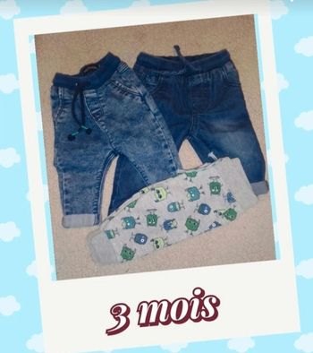 Lot de 3 pantalons bébé tbe