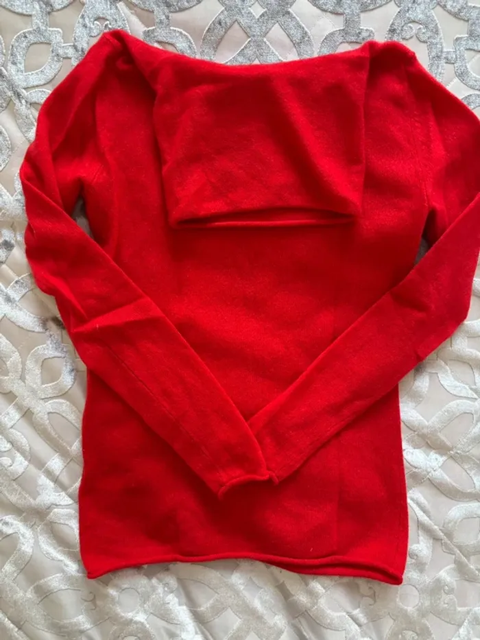 Pull rouge - photo numéro 3
