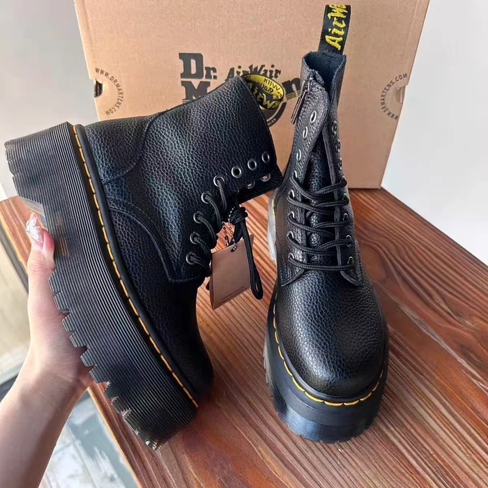 Bottes Dr. Martens noires à motif grainé, pointure 37 - photo numéro 6