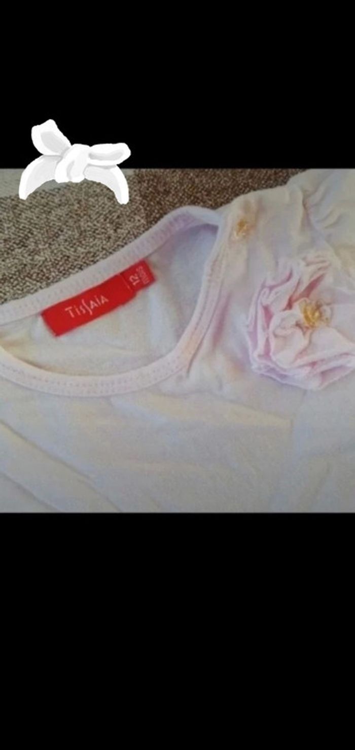 Robe rose manches courtes tulle sur la jupe tissaia 12 mois neuve - photo numéro 2