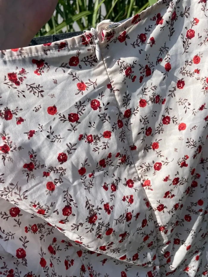 Robe fleurie SHEIN – Col carré, Taille S, fluide - photo numéro 6