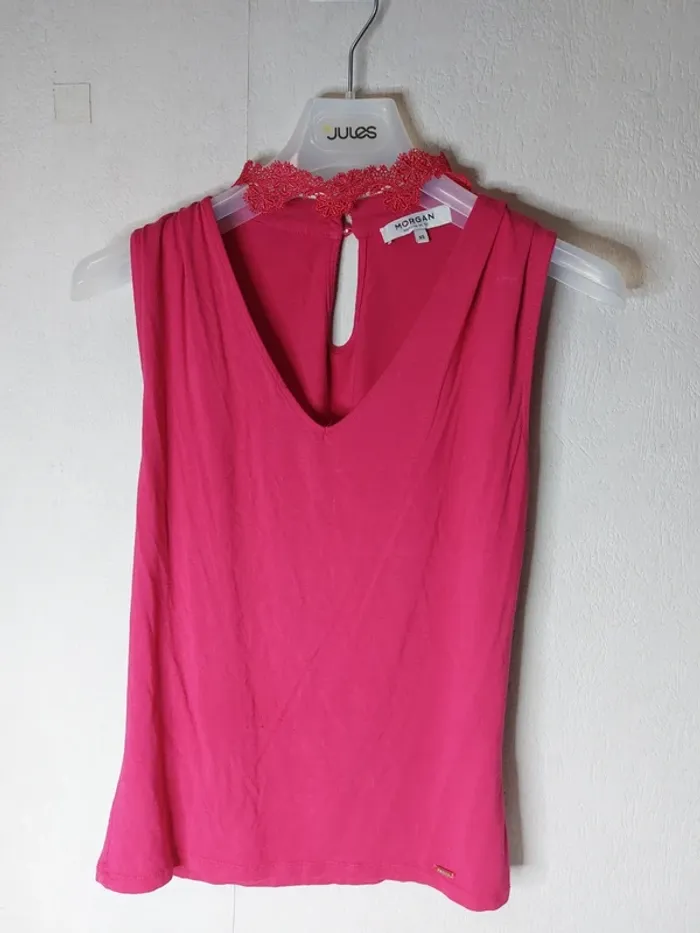Tee-shirt sans manche rouge "Morgan"