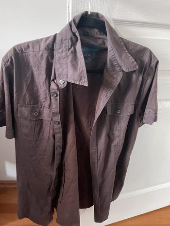 Chemise courte