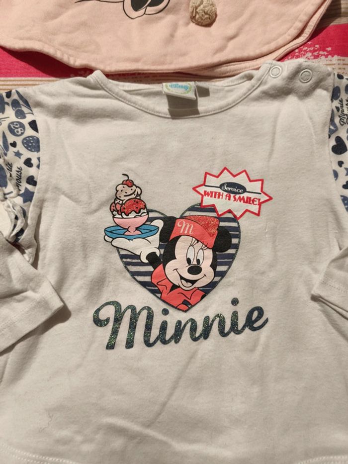 Lot sweat+ tee shirt Disney Minnie 18 mois - photo numéro 2