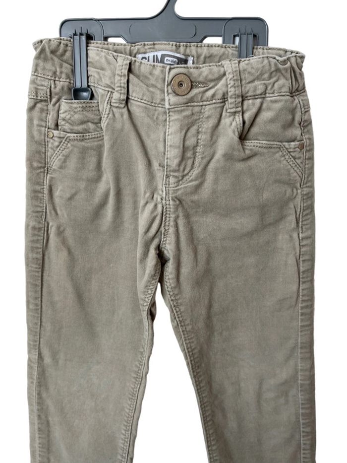 Pantalon slim stretch en velours beige - Okaïdi 5 ans - photo numéro 2