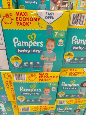 Couche Pampers taille 7