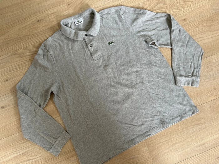 Pull/polo Lacoste manches longues gris clair – taille 6 – parfait état - photo numéro 2