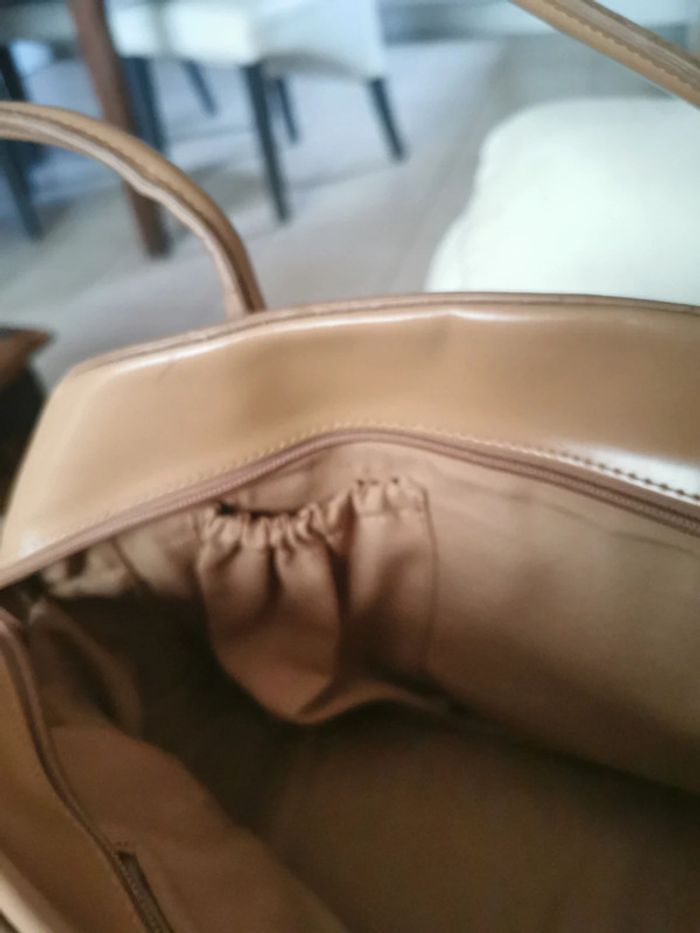 Sac à main verni Esprit camel sympa multipoches - photo numéro 6