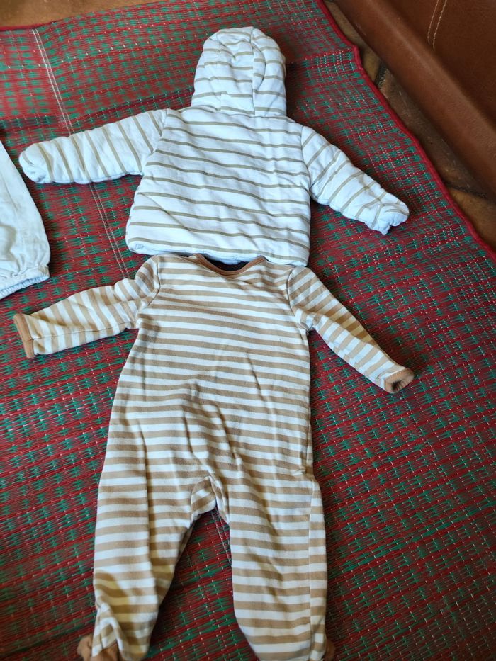 Lot de 8 vêtements bébé 3 mois couleurs blanc, beige, écru - photo numéro 8