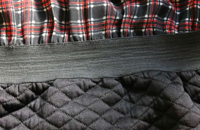 Robe noire et bordeaux – Ici et maintenant - 46 - photo numéro 13