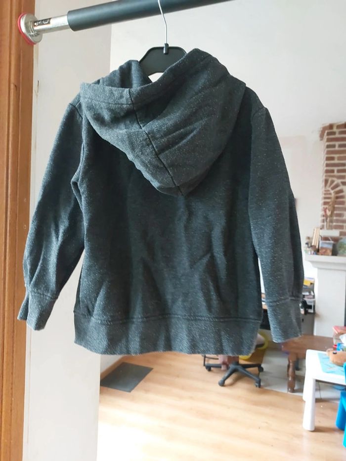 Sweet à capuche - photo numéro 2