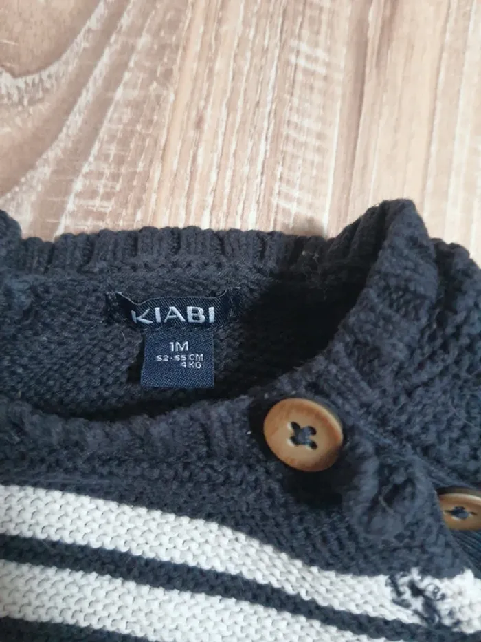 Pull 1 mois Kiabi bleu marine et blanc - photo numéro 3