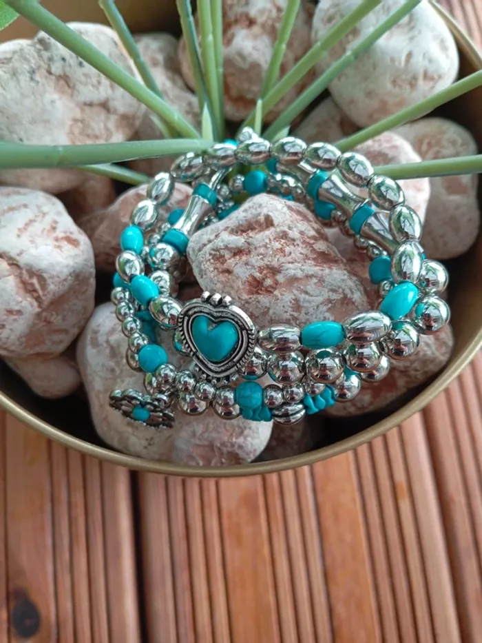 4 bracelets bohèmes - photo numéro 3