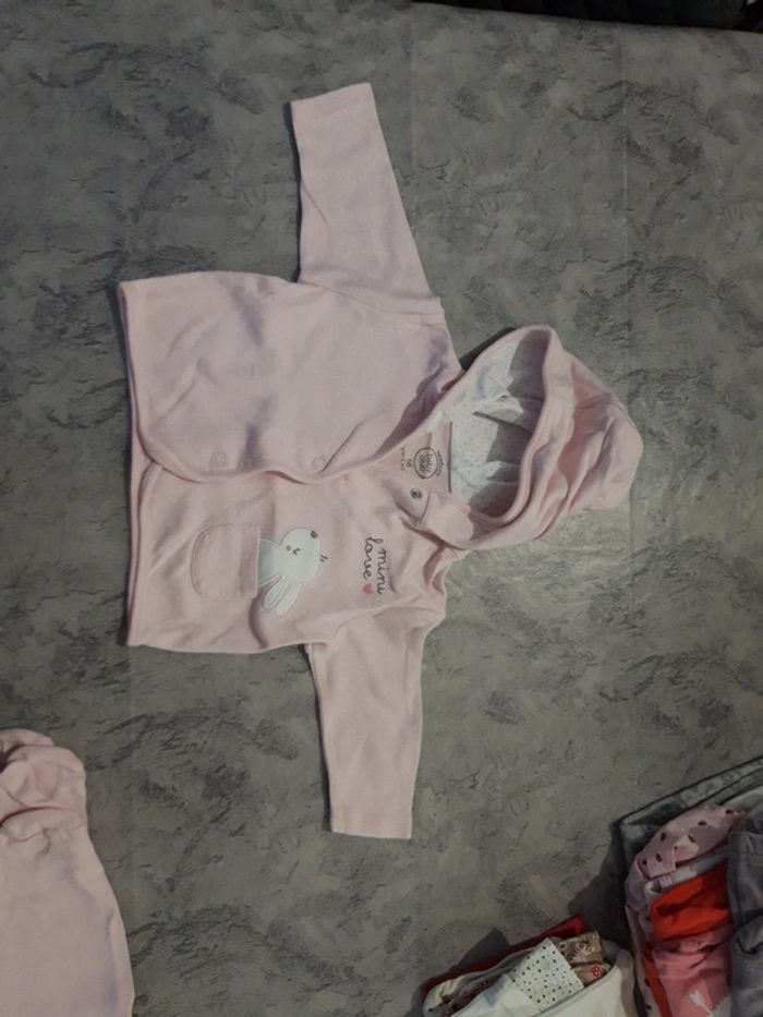 Pyjama 2 pièces à capuche 6 mois - photo numéro 4