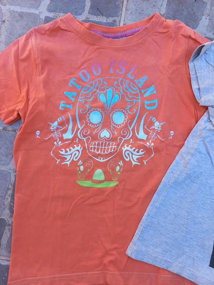 Lot 2 tee-shirt 🦝 - photo numéro 3