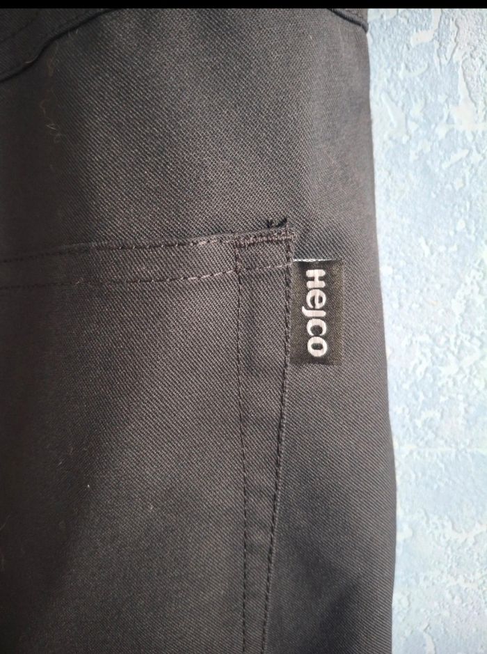 Magnifique pantalon noir ajusté qui mettra vos formes en valeur.  T46 - photo numéro 5